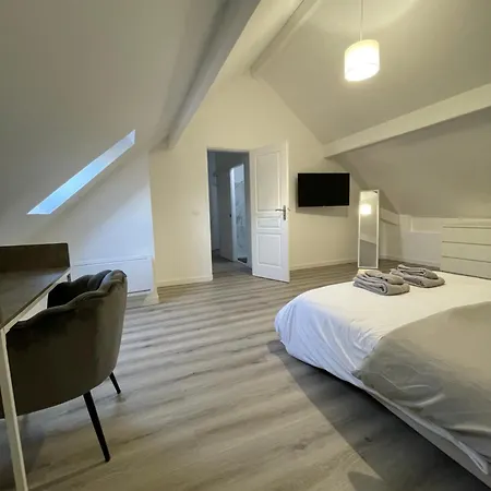 Maison 100m2 Uniquement Famille, Couple & Professionnel Villa